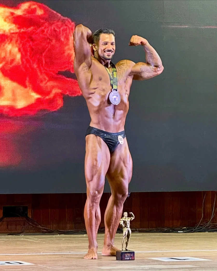 Top 1 · 1º troféu — Classic Physique